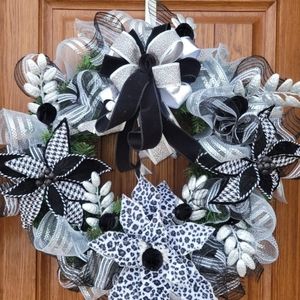 Glam Wreath
